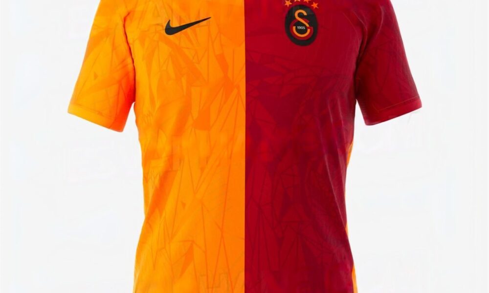 Galatasaray Yeni İç Saha Forması