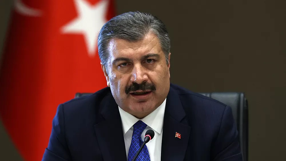 Sağlık Bakanı Fahrettin Koca, Kızılay Başkanı Kerem Kınık'a istifa çağrısında bulundu
