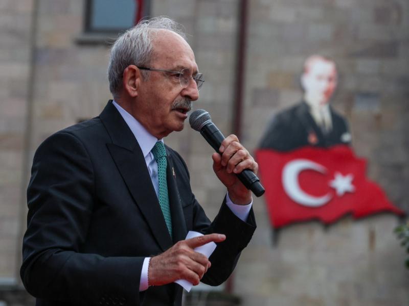 ﻿ Kılıçdaroğlu, 15 mayıs sabahı görevden alacağı bürokratları açıkladı