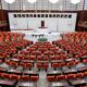 Türkiye Büyük Millet Meclisi 28. Dönem Antalya Milletvekilleri Kim? Yapay Zekaya Sorduk