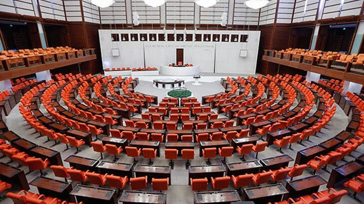 Türkiye Büyük Millet Meclisi 28. Dönem Antalya Milletvekilleri Kim? Yapay Zekaya Sorduk