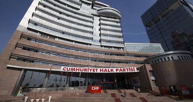 CHP Genel Merkezinde gözyaşları sel oldu: Kılıçdaroğlu'nun mağlubiyeti sonrası duygusal anlar