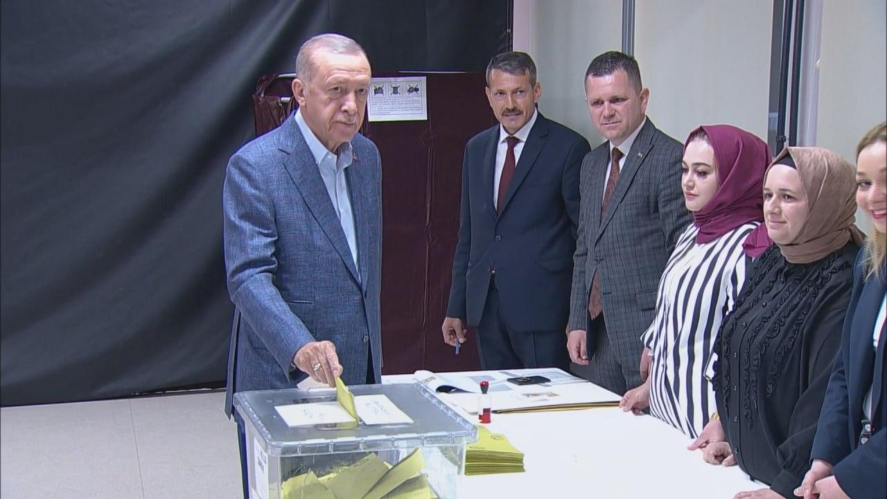 Erdoğan'ın oy verdiği sandığın kazananı belli oldu