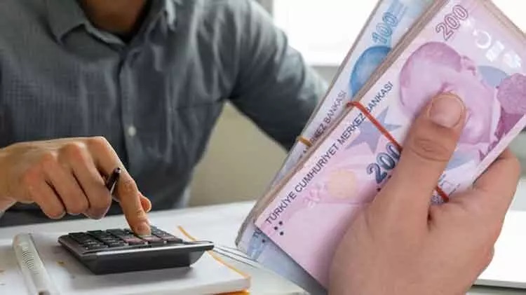 Memurlara 5 bin lira seyyanen zam müjdesi! En düşük maaş belli oldu en yüksek maaş ne kadar olacak?