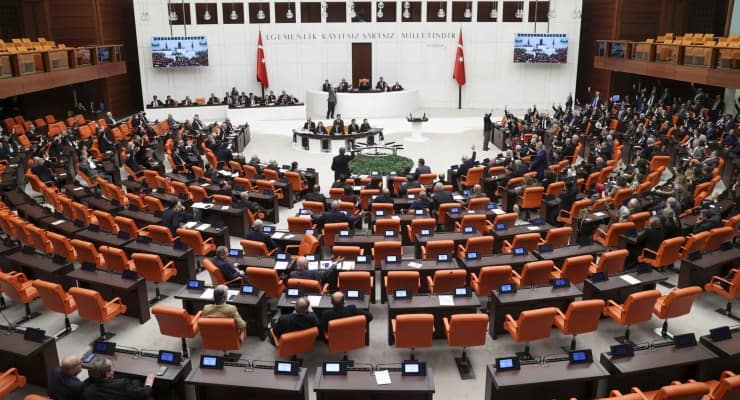 Meclisin Yeni Gündemi Belli Oldu! Taşerona, TYP İşçilerine ve Belediye Şirket İşçilerine Kadro Müjdesi Geldi