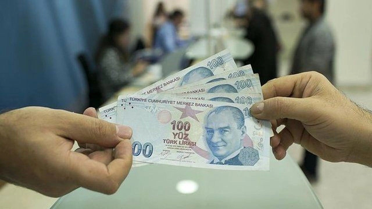 Anında 75.000 TL Yatırılacak! Kolay ve Düşük Faizli İhtiyaç Kredisiyle Tanışın! Başvurular Başladı