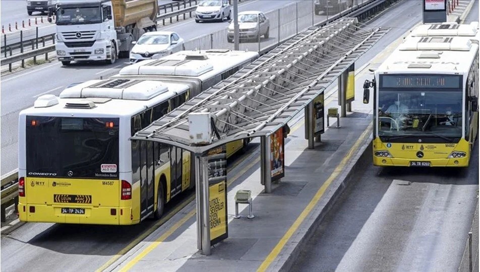 RESMİ AÇIKLAMA GELDİ! 65 Yaş Üstü Ücretsiz Toplu Taşıma Kaldırıldı Mı? Ne Kadar Ücret Ödenecek?