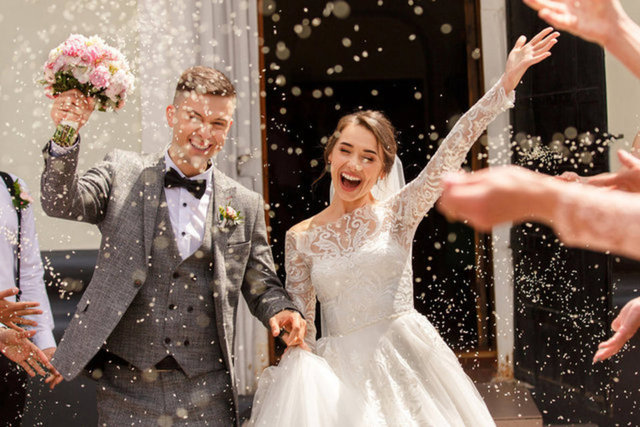 Yeni Evlenen Çiftlere Faizsiz Kredi! Başvurular Ne Zaman Başlıyor! Aylık Ödeme Tablosu 