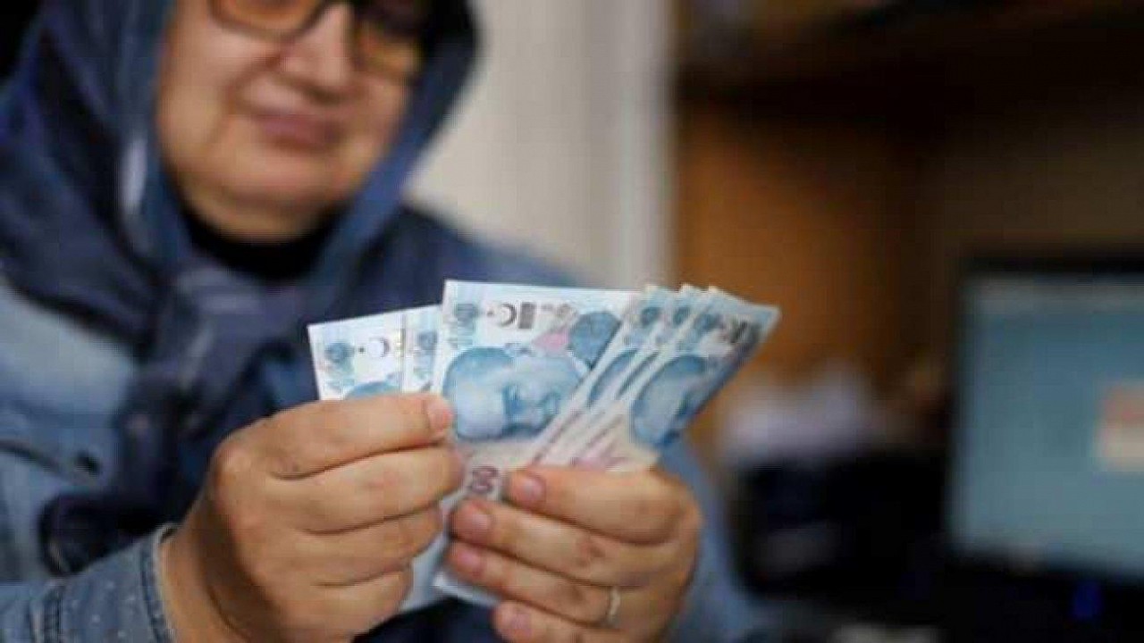 TÜİK 2 aylık veriyi duyurdu! SSK-Bağkur'luya yeni gelişme 10.00'da açıklandı! 7.500 TL alan emeklinin maaşı en az 10.000 TL olacak