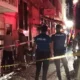 İstanbul'da Otel Yangını Panik Yarattı! Turistler Camlara Kaçtı