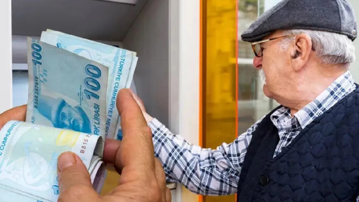 Emekli maaş hesaplarına ek ödeme yapılacak! Halkbank duyurdu! 3 ayda bir 50.000 TL'ye kadar...