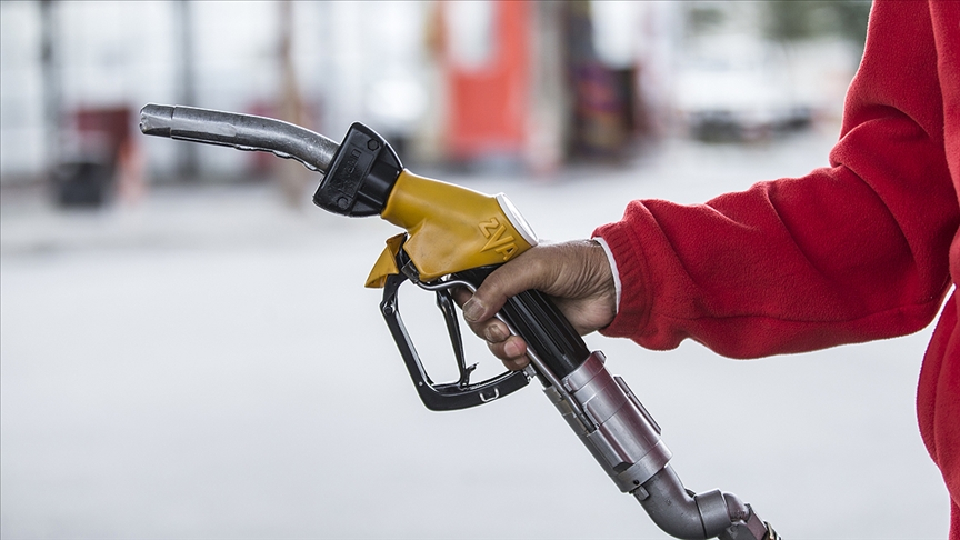 Benzine Bu Geceden İtibaren Geçerli İNDİRİM GELDİ! Akaryakıt İstasyonlarında Kuyruklar Oluşan Deponuzu Erkenden Doldurun