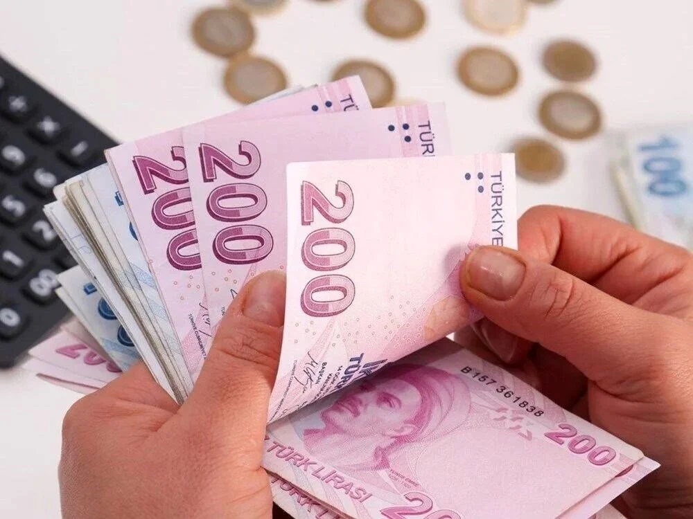 Emeklilere Rekor Promosyon! 3 Yıl Kalma Sözü Verene 22500 TL Promosyon Verilecek