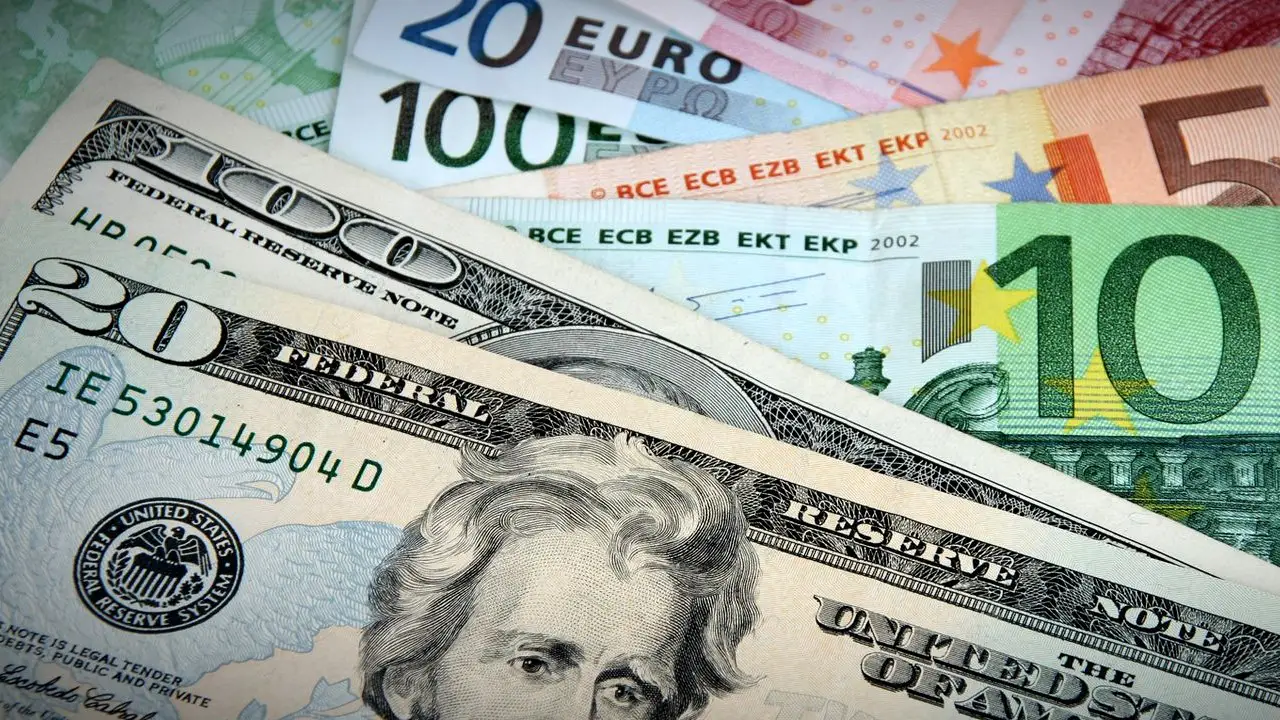 Dolar Yükselişte, Euro Değer Kaybediyor: Peki Dolar mı Euro mu Rekor Kıracak?