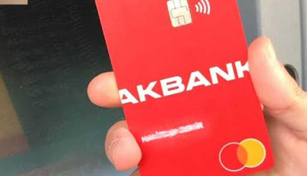 Akbank Müşterilerine 2.500 TL Nakit Dağıtacak! Akbank Kart Sahipleri Ödeme Alacak