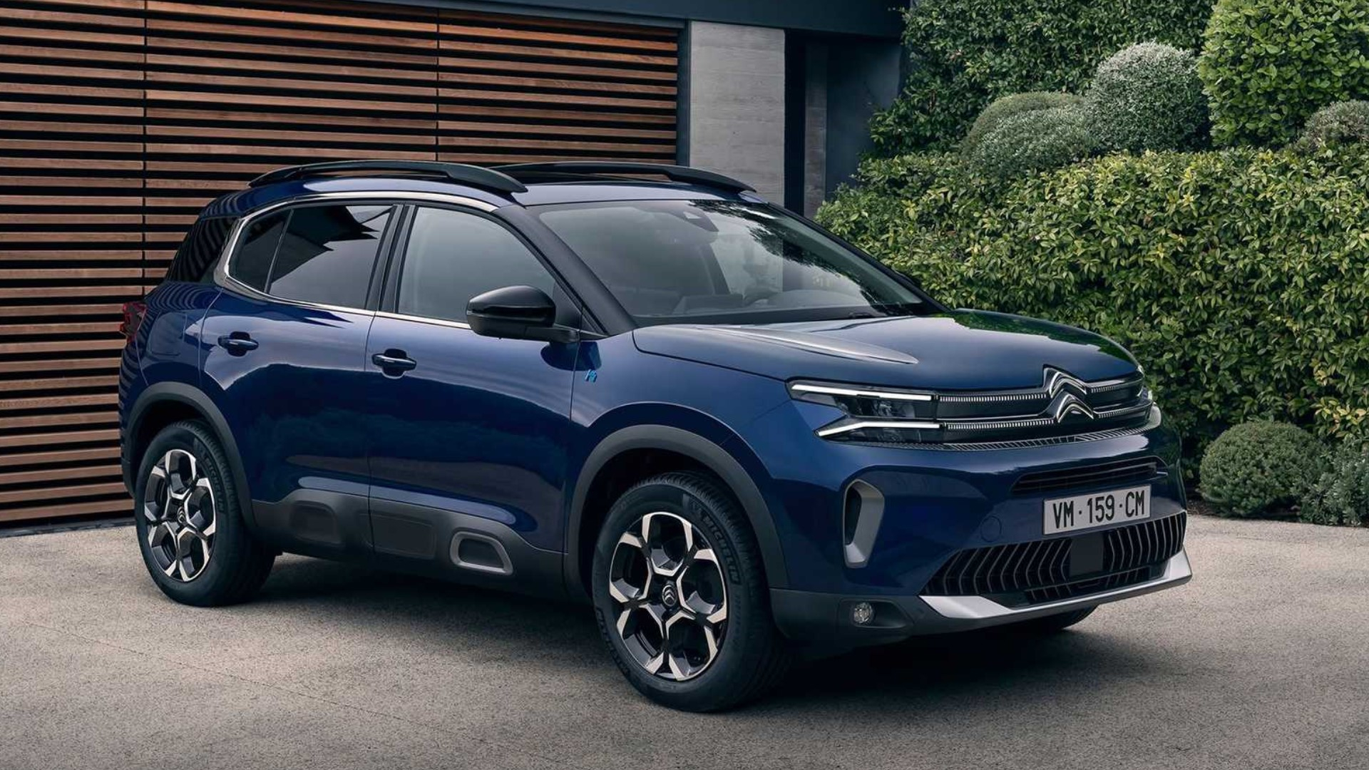 Citroen Otomobil Alana 25 Bin TL Değerinde Akaryakıt Hediye