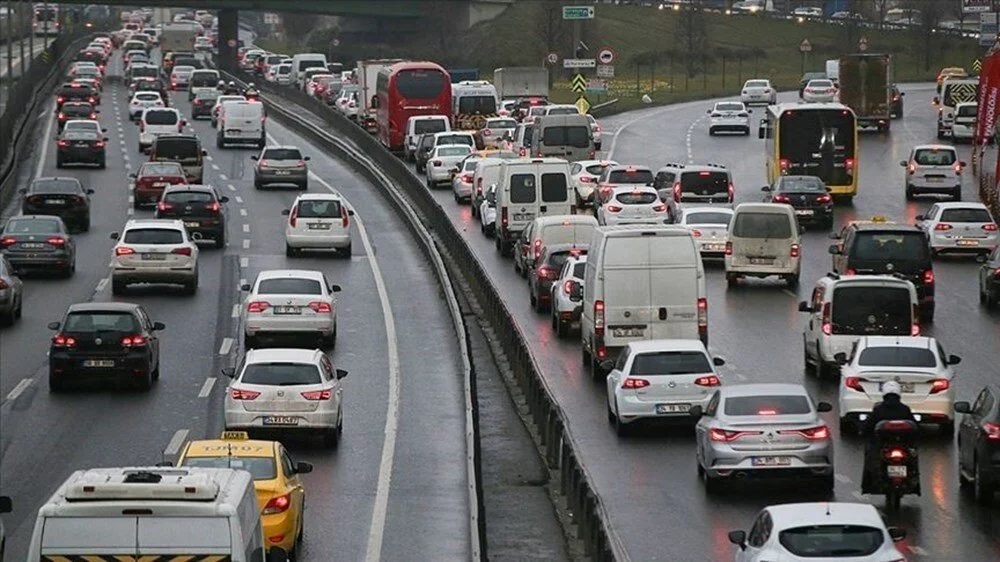 Yıl Sonu Yaklaşırken! Ek Motorlu Taşıtlar Vergisi İkinci Taksit Ödemeleri İçin Son 4 Gün