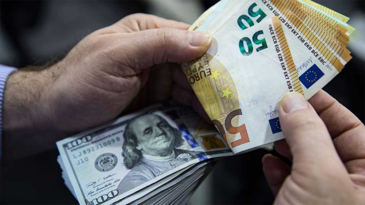 Dolar ve Euro Şahlandı! Yılbaşına Kadar Ne Kadar Yükselecek? En Çok Kazandıran Döviz Kuru