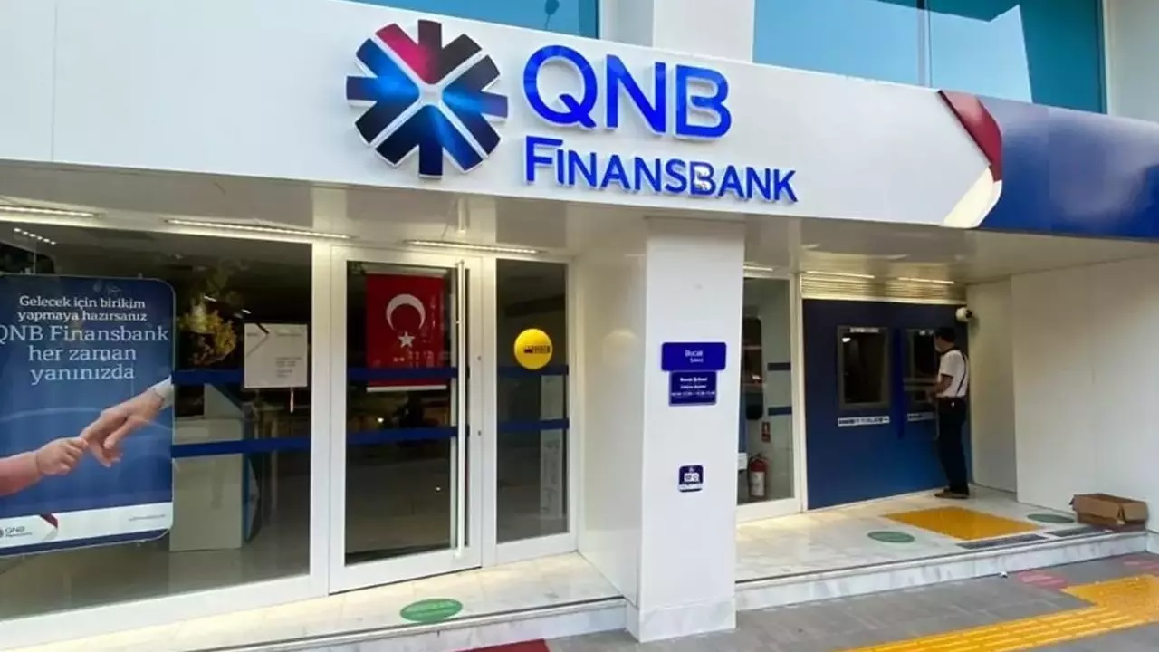 QNB Finansbank'tan Emeklilere Yeni Yıl Öncesi Büyük Destek! Anında 15 Bin TL Hesabınıza Yatacak