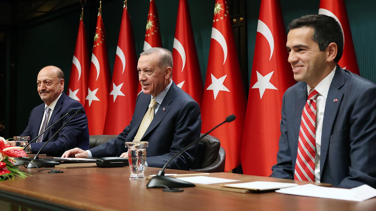 Erdoğan'ın Talimatı: Asgari Ücret O Rakamın Altında Kalamayacak