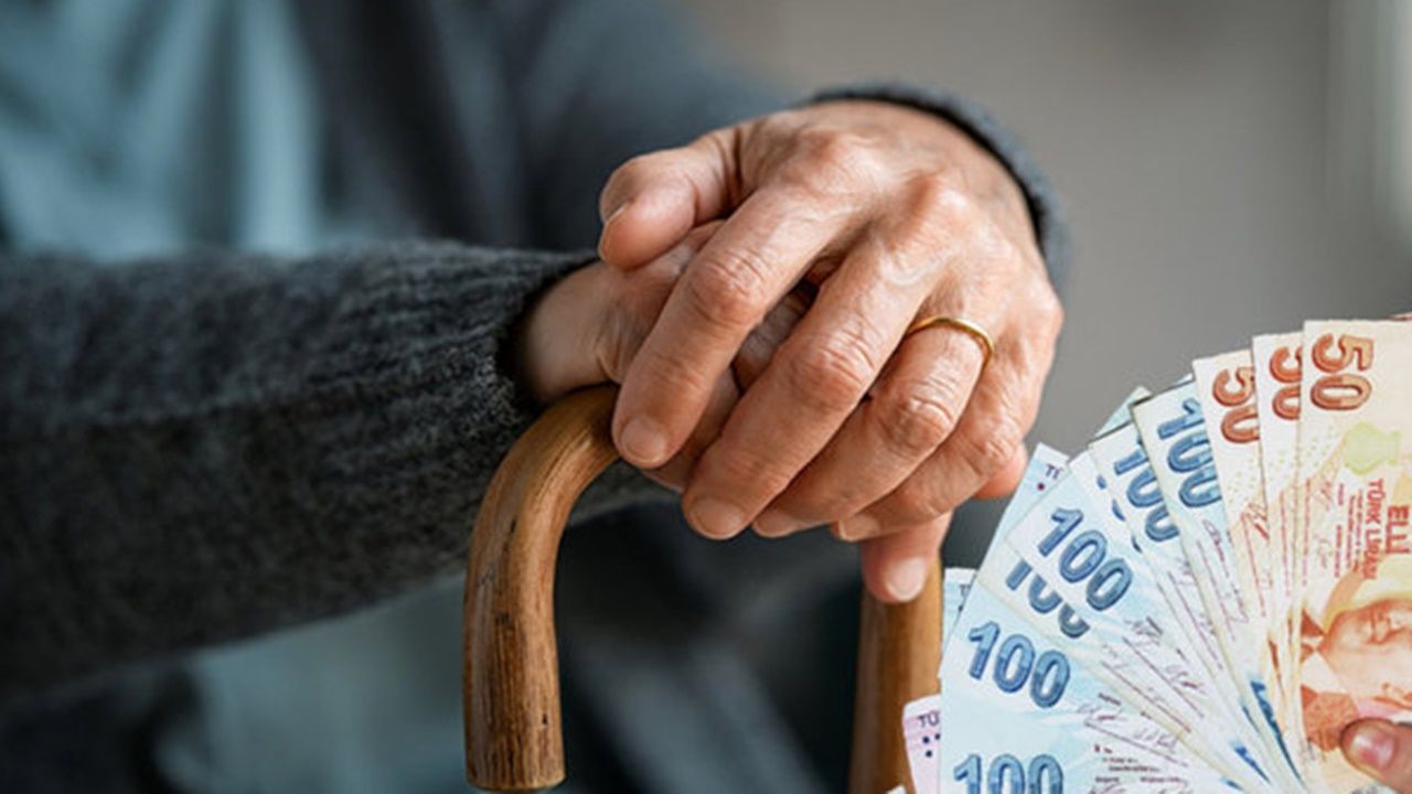 Emeklilikte Yaşa Takılanlar (EYT) İçin Yeni Dönem Başlıyor! Yaş Şartı Olmaksızın Kademeli Emeklilik Geliyor