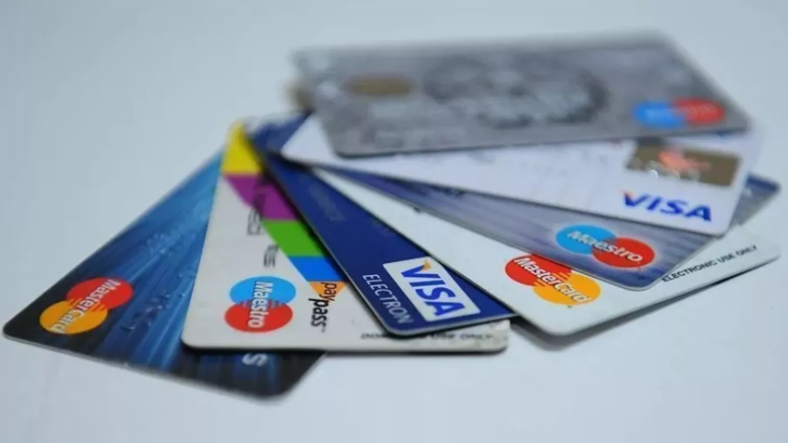 Kredi Kartı Kullananlara KÖTÜ HABER Artık Taksit Yapılmayacak! O Tarihten Sonra Kredi Kartları Tamamen Değişecek