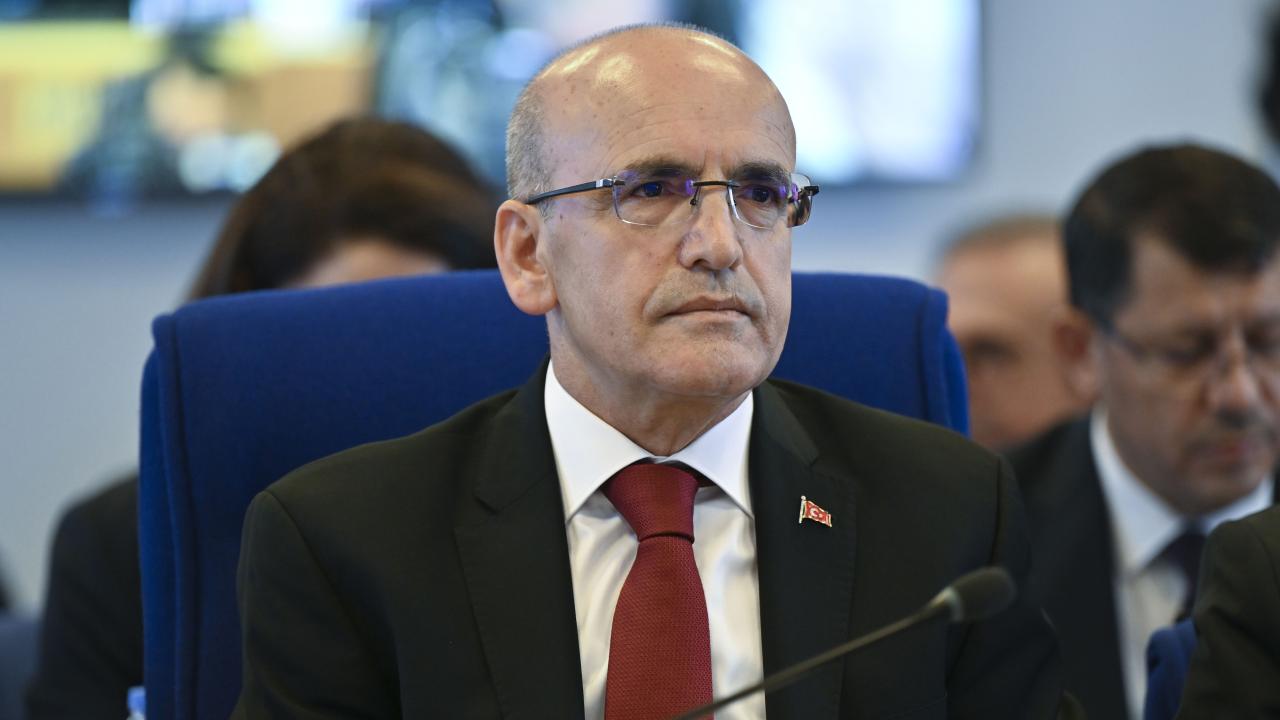 Mehmet Şimşek'ten Memur, Emekli ve Asgari Ücret Zammı Açıklaması! 2024 Zamlı Maaşlara İlişkin İlk Tablo