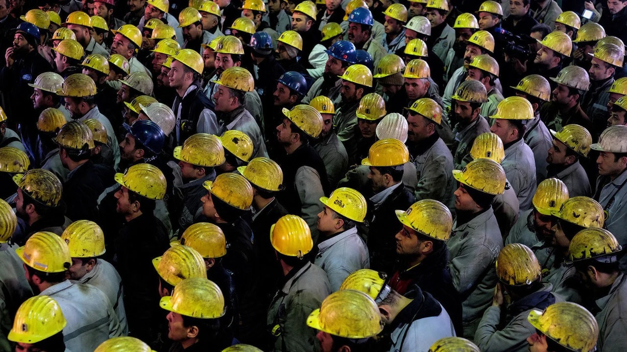 TAŞERONA KADRO MÜJDESİ! 90 Bin Taşeron İşçiye Kadro İçin İkinci Torba Yasa'da Gözler! Kimleri Kapsıyor?
