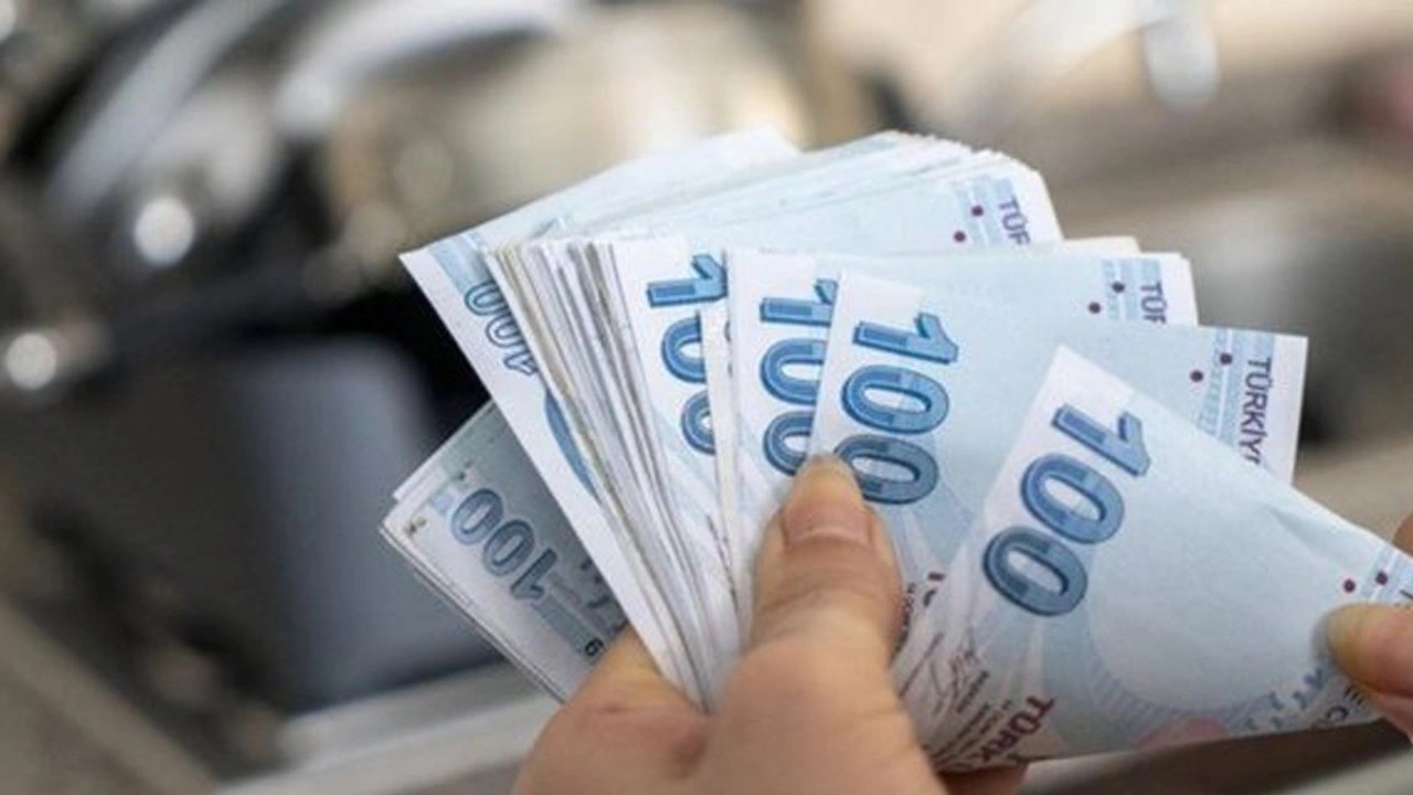 Ocak Ayı Sonuna Kadar Hesabınıza 10.000 TL Yatacak! Ziraat Bankası, Vakıfbank, Halkbankası Yılın Desteğini Veriyor