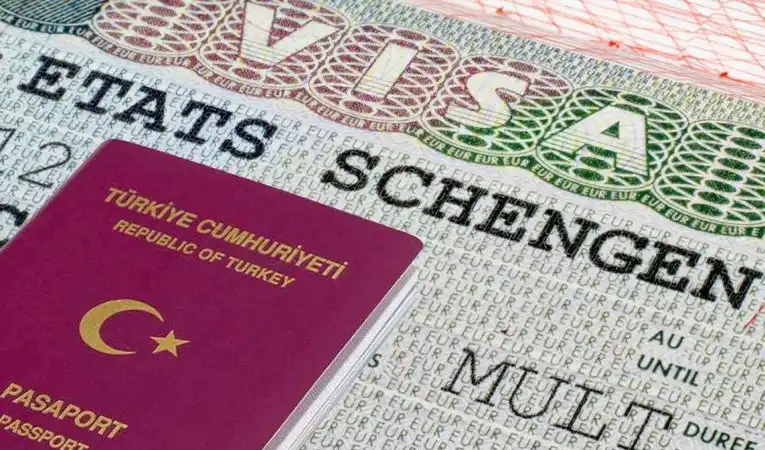 Schengen Vizesine Zam Geldi