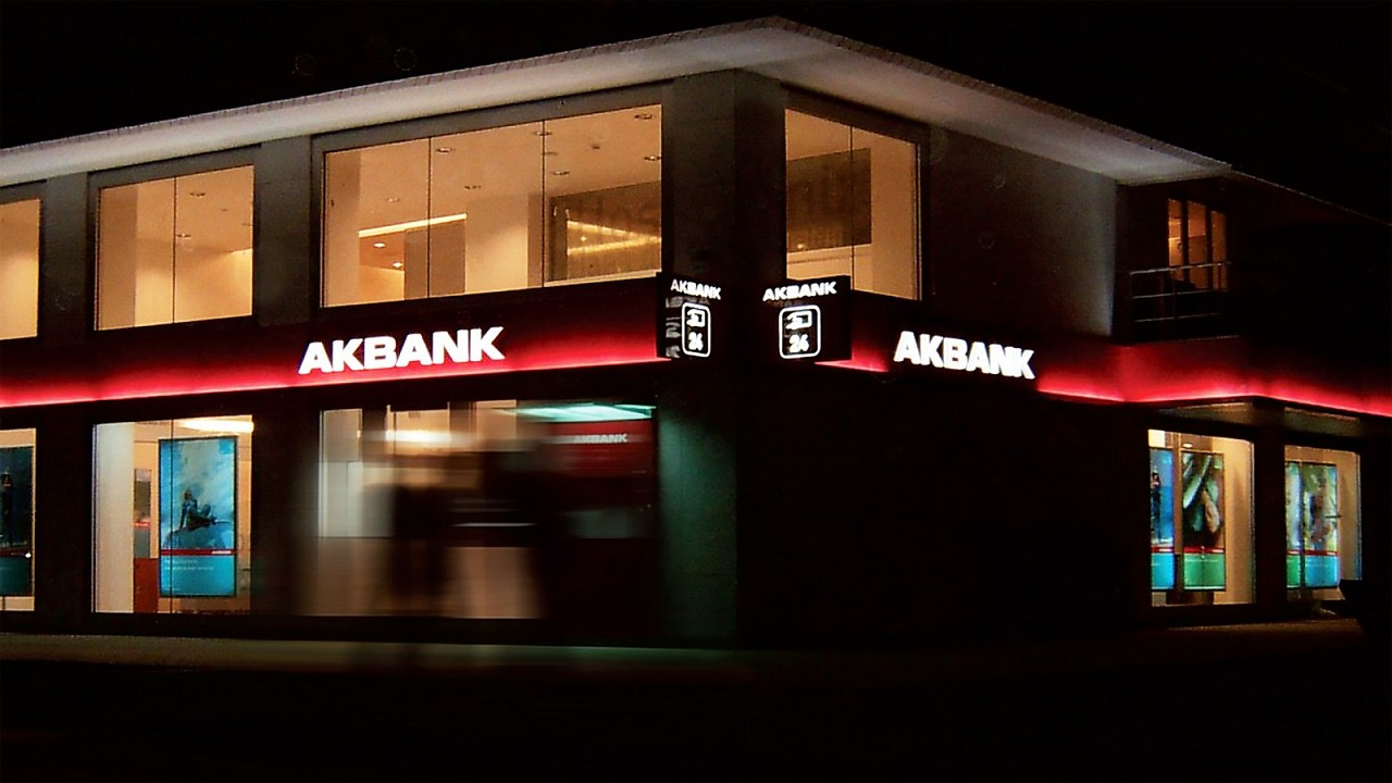 AKBANK’TAN 250.000 TL TAŞIT KREDİSİ! Günlük Sadece 446 TL!