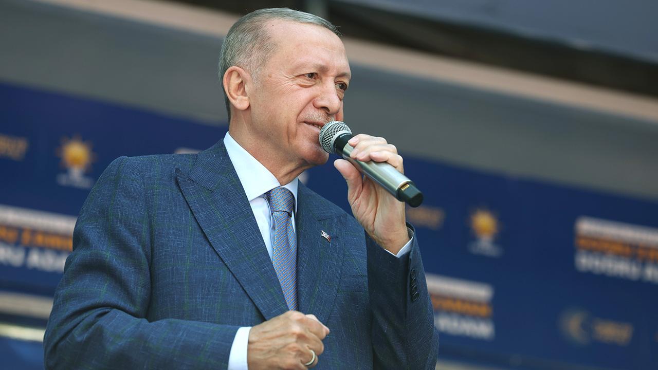 Cumhurbaşkanı Erdoğan'dan Emeklilere Bayram Müjdesi! 3 Ödeme Birden Hesaplara Yatacak