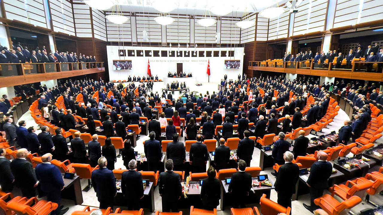 Bağkur'lulara Erken Emeklilik Müjdesi: Prim Gün Sayısı 7200'e Düştü! Onay Verildi