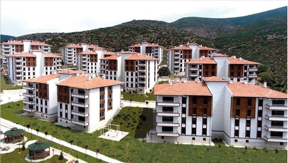 Milli Emlak'tan Satılık Kelepir Ev: 800 m² Arsa İçinde Müstakil Ev 510 Bin TL