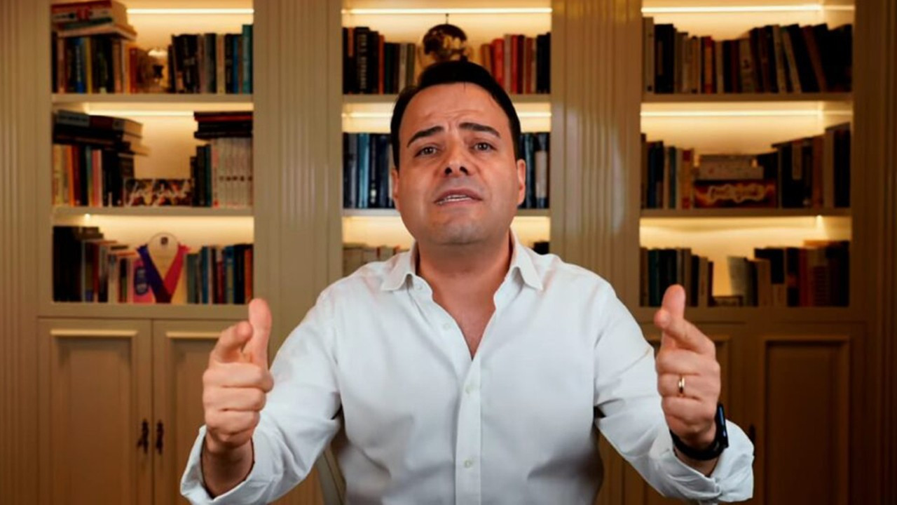 Özgür Demirtaş'tan UYARI: Sakın İnanıp Dolandırılmayın