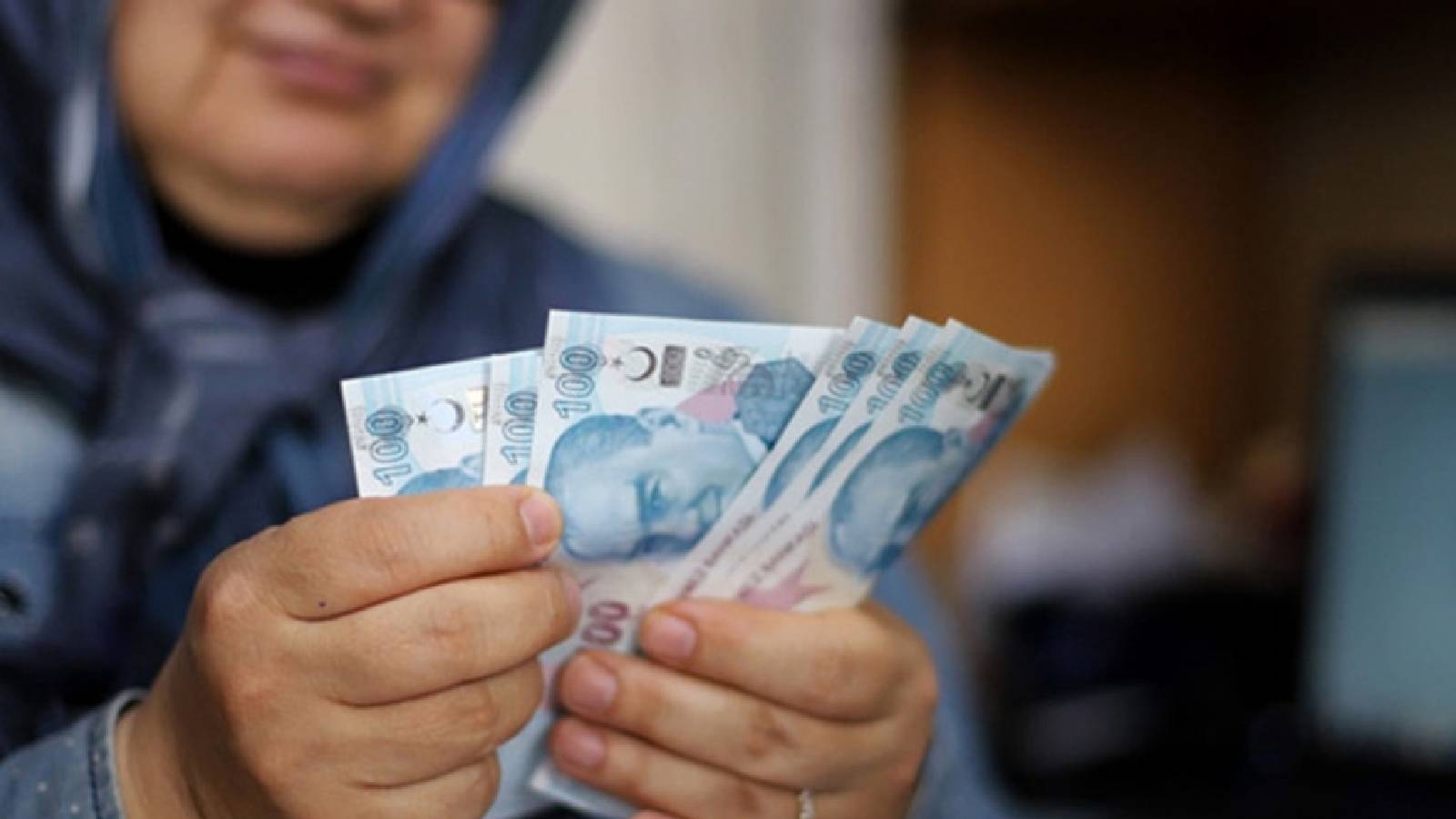 Evde bakım destek ödemesinde 7608 TL alanlar dikkat! Resmen haber verildi