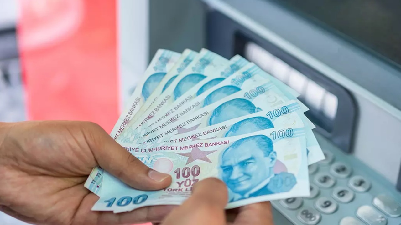 Para iadesi, SSK emeklisi, Bağ-Kur emeklisi, 4C emeklisi, Ziraat Bankası, Emekli kampanyası, Bankkart, Promosyon, 1000 TL para iadesi, 12.000 TL promosyon, Bankkart Lira,