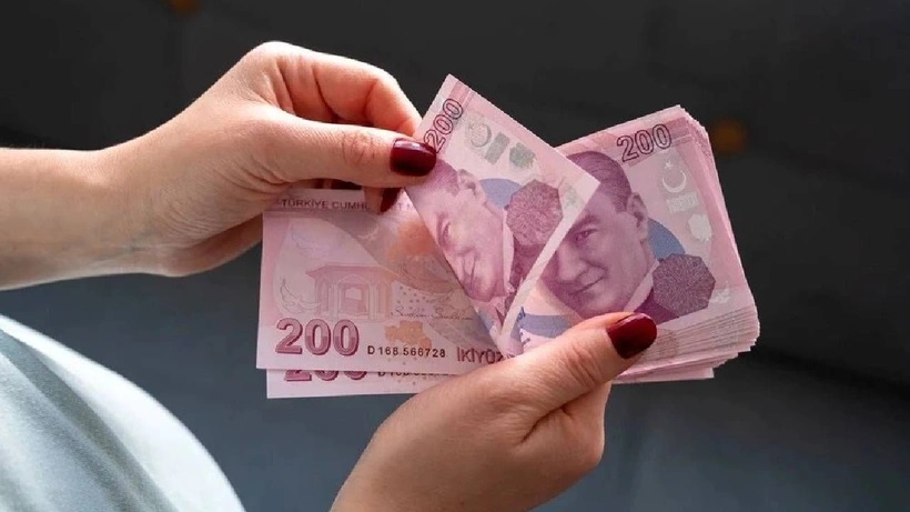 Bankaların mevduat faizi oranı uçuşa geçti. Merkez Bankası'nın son işlemleri sonrası yükselen mevduat faizi oranı, 100 bin TL ile 1 milyon TL'nin aylık getirisini uçurdu.