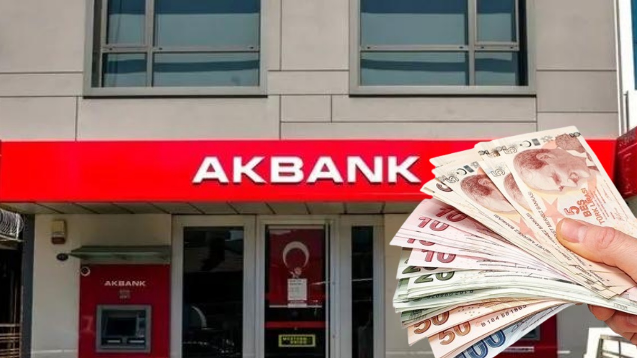 Türkiye’nin en büyük özel bankalarından Akbank, kısa süreli düzenlediği kampanyaya katılım sağlayan müşterilerine 1.000 TL para iadesi yapacağını açıkladı. Peki, kampanya şartları neler, son başvuru tarihi ne zaman? İşte ayrıntılar…