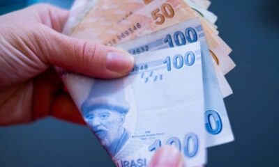 2025 memur ve emekli maaşı zammı için net rakamlar enflasyon farkı verilerine göre belirlenecek. Her yıl ocak ayında 6 aylık enflasyon farkına ek olarak toplu sözleşme zammı alan memur ve memur emeklileri, 4 aylık enflasyon farkına bağlı olarak güncel maaşlarını hesaplayacak. Türkiye Cumhuriyet Merkez Bankası (TCMB) piyasa katılımcıları anketine göre, ekim ayı enflasyon beklentisi ve 4 aylık enflasyon farkı tahmini belli oldu. Peki, 4 aylık enflasyon farkı ne kadar olacak? İşte 2025 memur ve emekli maaşı zammında son durum.