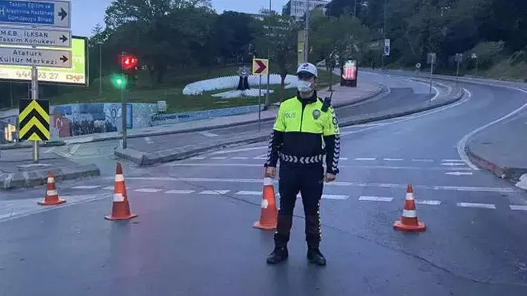 Sürücülerin Dikkatine! O Yollar Trafiğe Kapatıldı