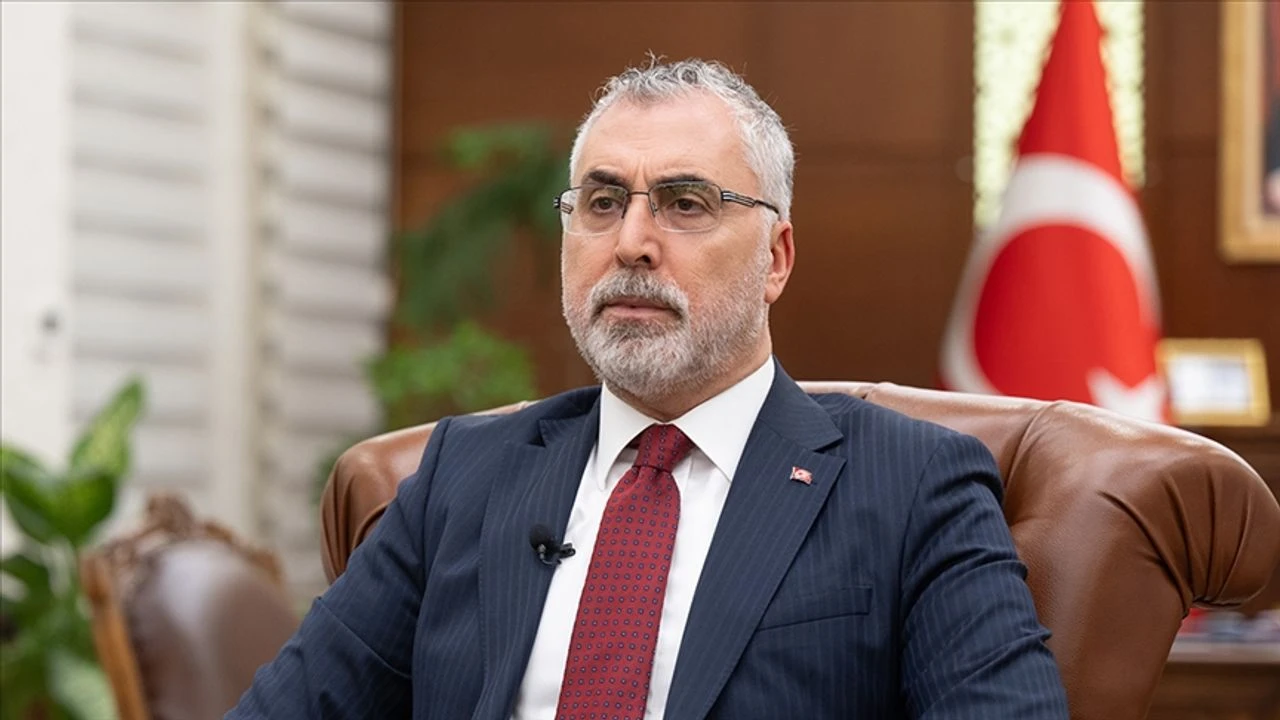 Işıkhan'dan Emekli ve Asgari Ücret Açıklaması: '2025'te de Sürdürmeyi Arzu Ediyoruz'